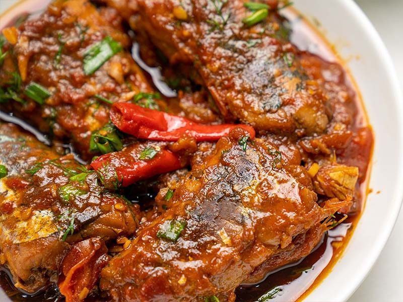 Cách kho cá nục sốt cà ngon